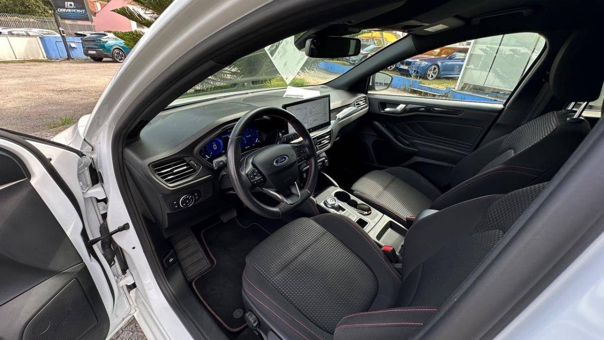 ford-focus-sw-2022-diesel-1499cc