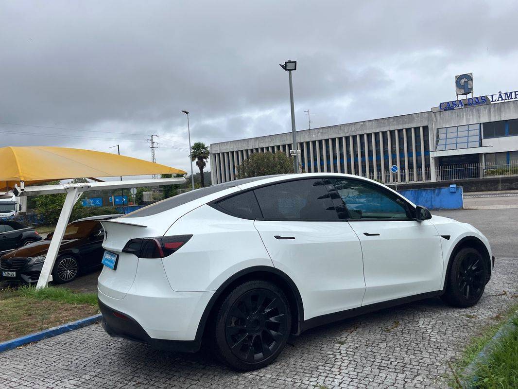 tesla-model-y-2023-eletrico-0cc