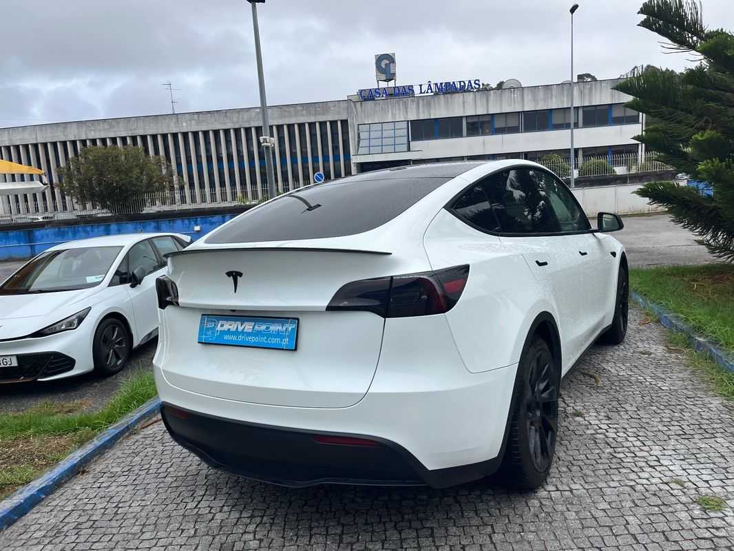 tesla-model-y-2023-eletrico-0cc