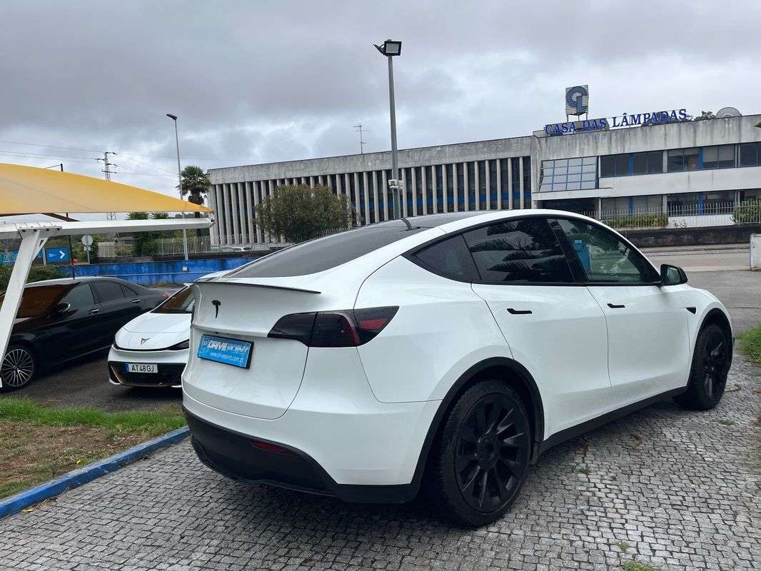 tesla-model-y-2023-eletrico-0cc