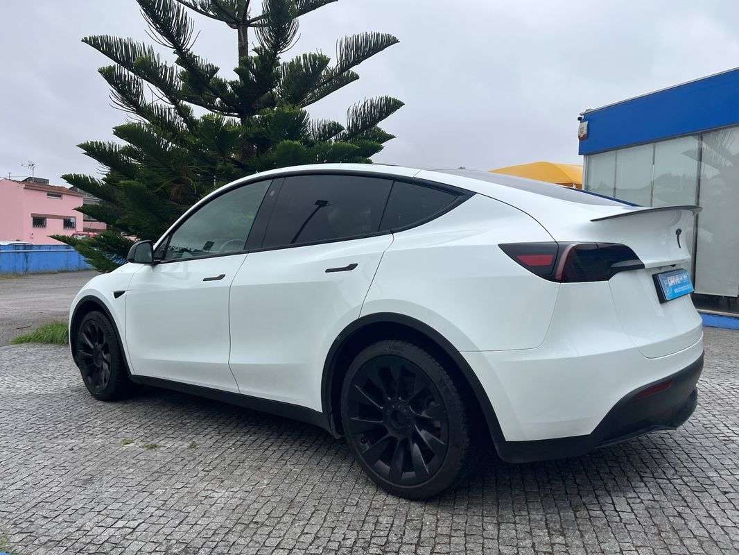 tesla-model-y-2023-eletrico-0cc