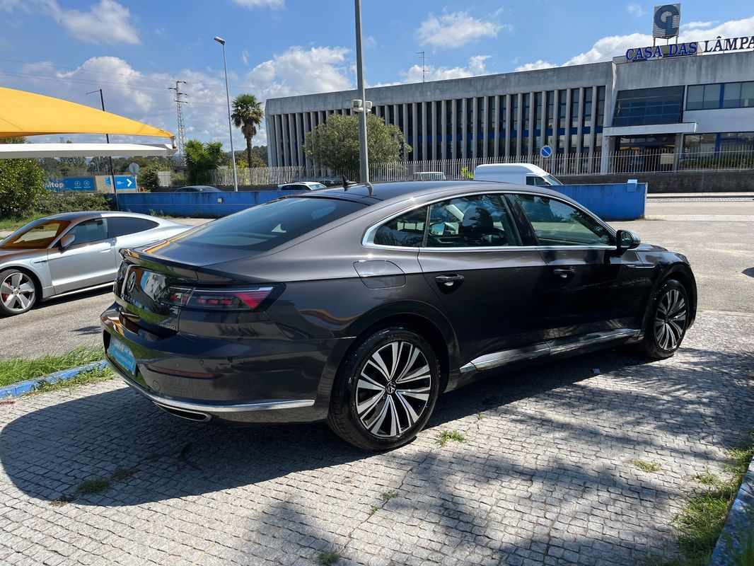 volkswagen-arteon-2022-hibrido-a-gasolina-1395cc