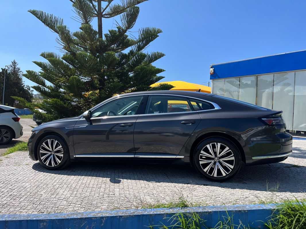 volkswagen-arteon-2022-hibrido-a-gasolina-1395cc