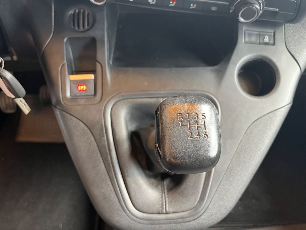 citroen-berlingo-2022-diesel-1499cc