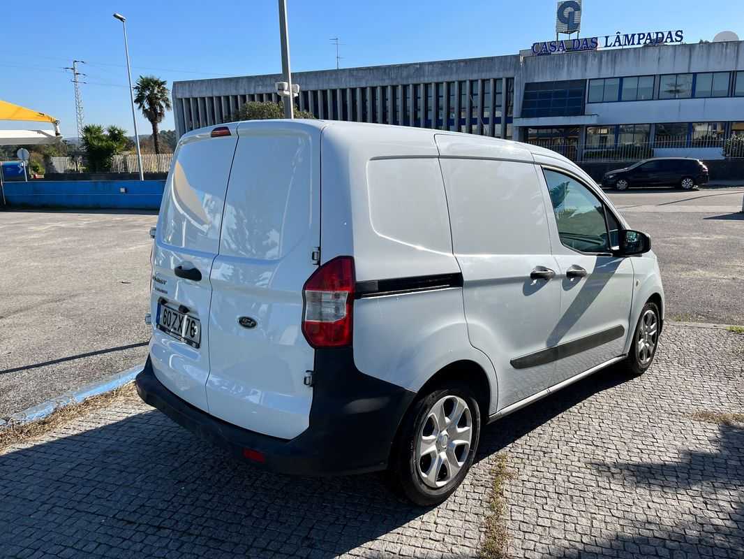 ford-transit-2020-diesel-1499cc