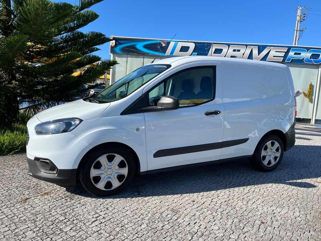 ford-transit-2020-diesel-1499cc