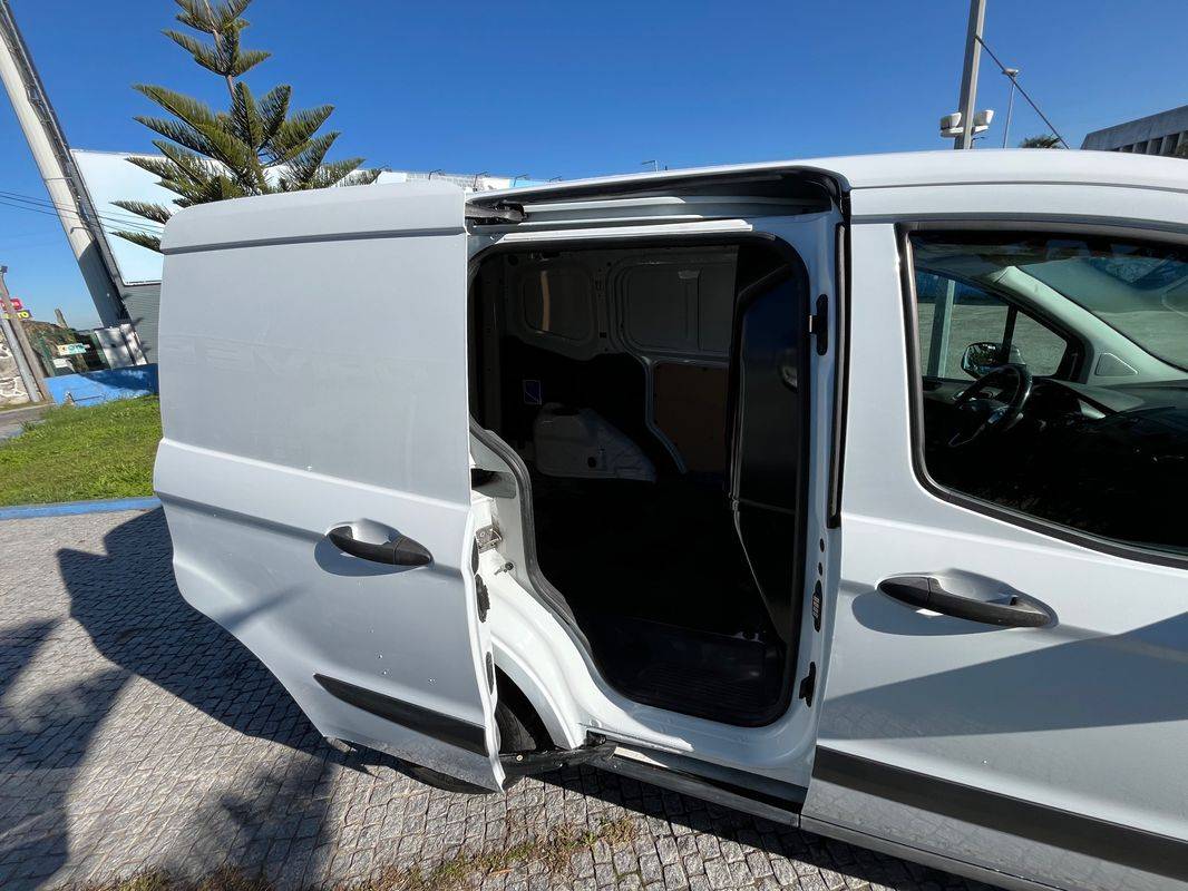 ford-transit-2020-diesel-1499cc
