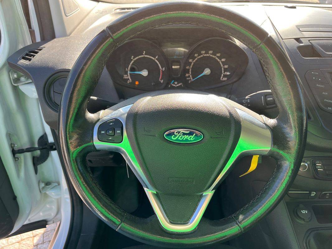 ford-transit-2020-diesel-1499cc