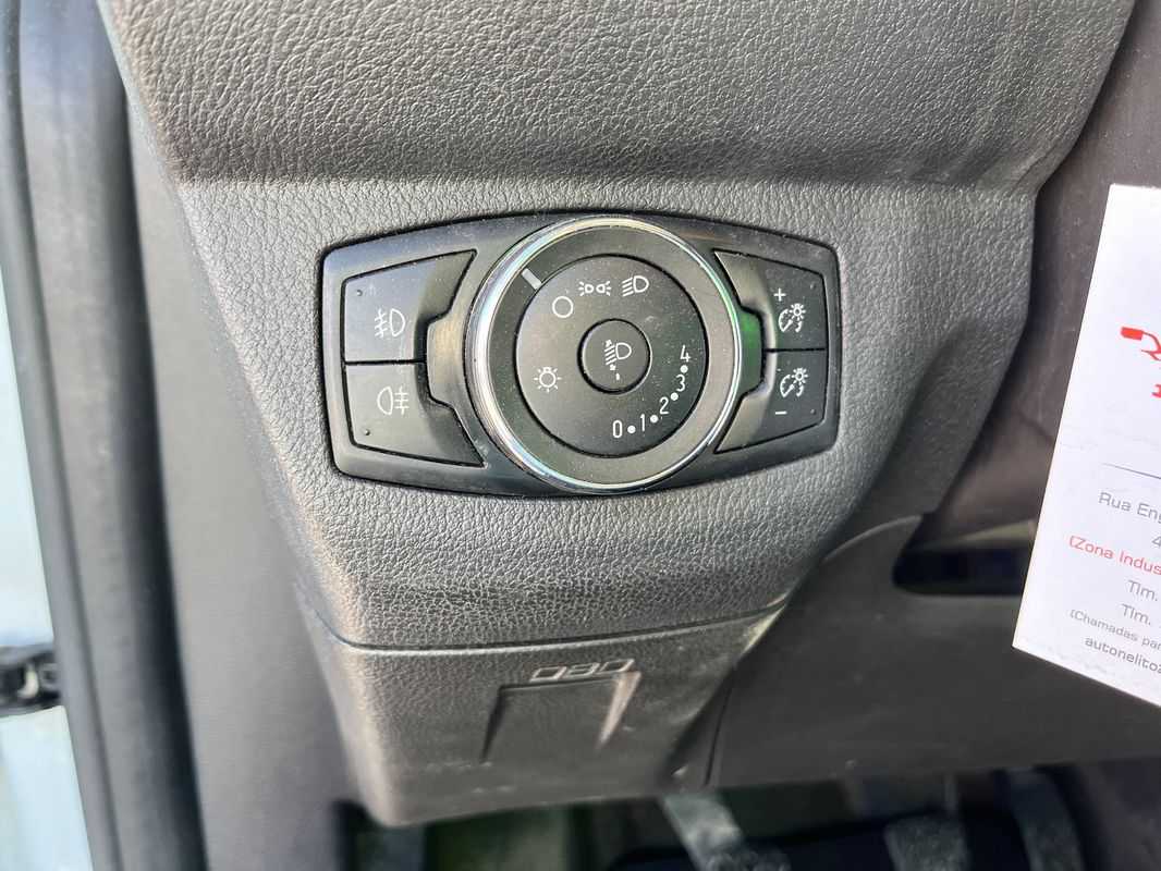 ford-transit-2020-diesel-1499cc