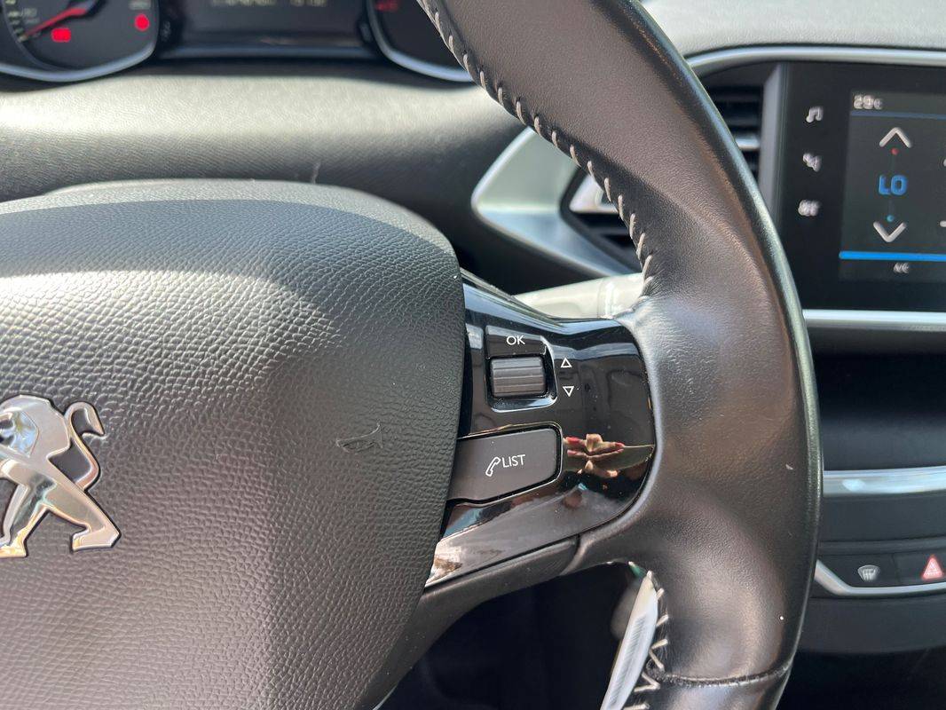 peugeot-308-2019-diesel-1499cc