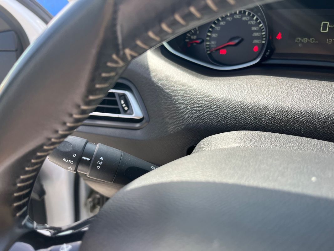 peugeot-308-2019-diesel-1499cc
