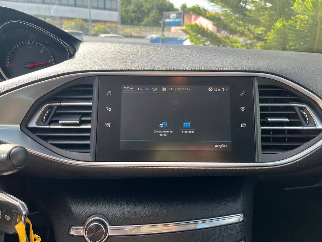 peugeot-308-2019-diesel-1499cc