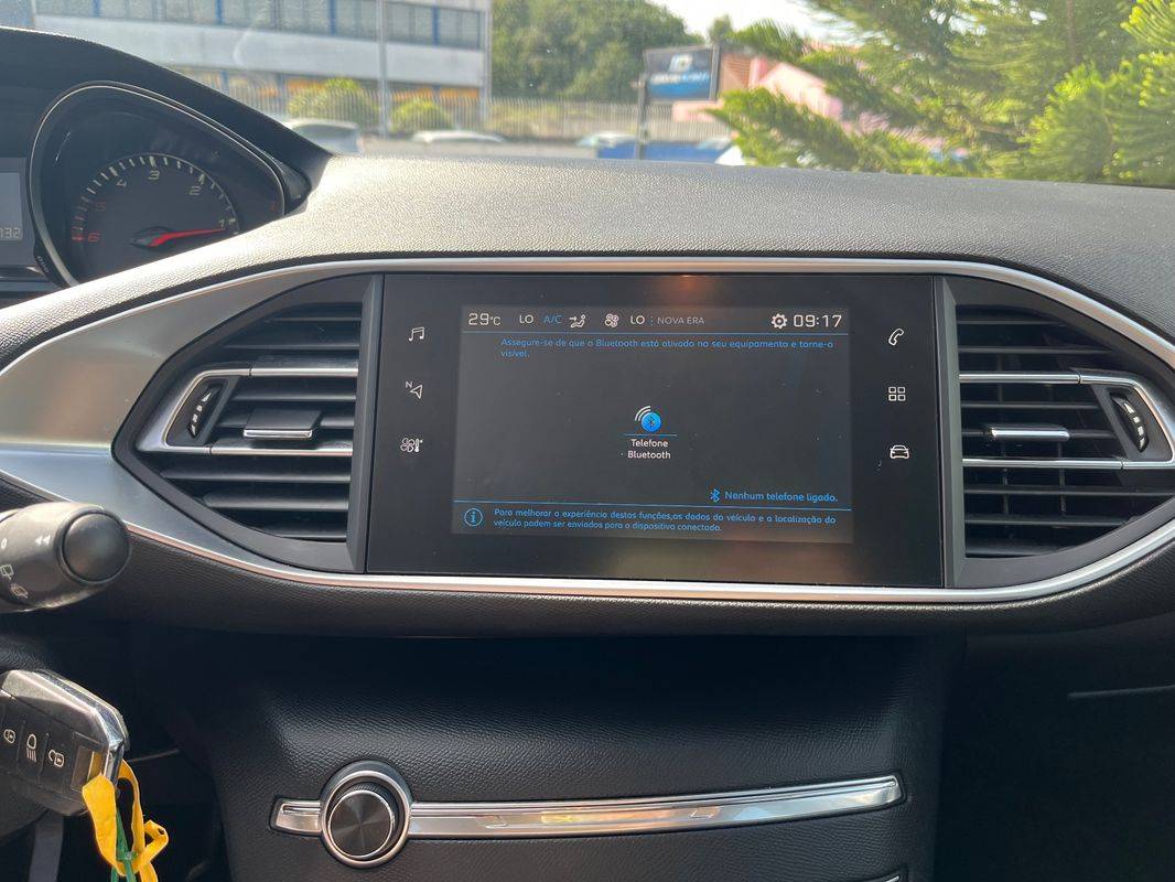 peugeot-308-2019-diesel-1499cc