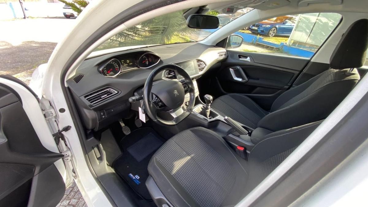 peugeot-308-2019-diesel-1499cc