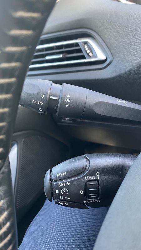 peugeot-308-2019-diesel-1499cc