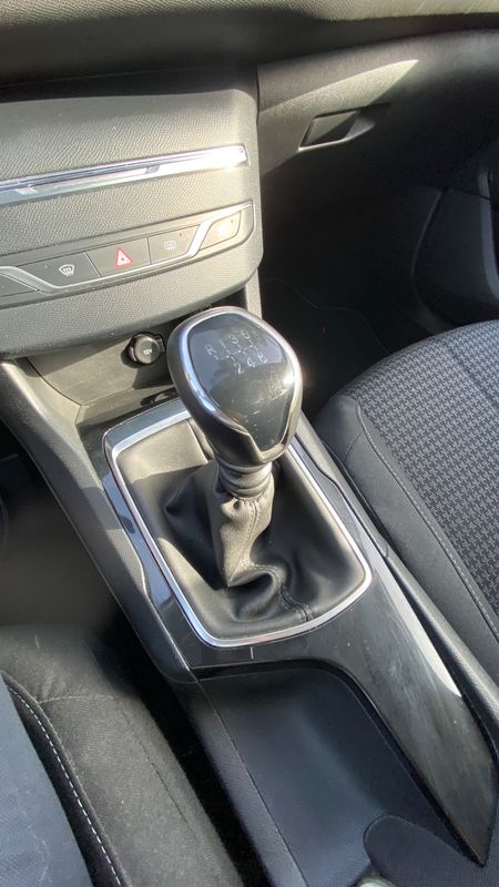 peugeot-308-2019-diesel-1499cc