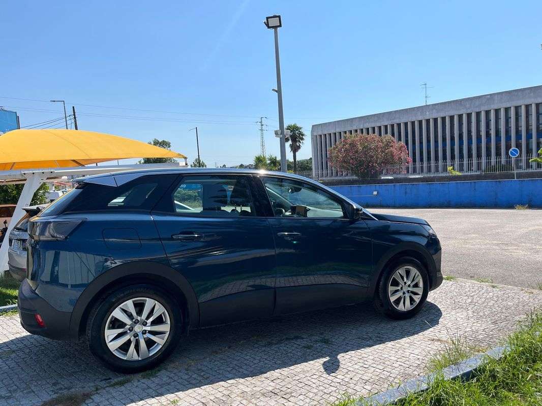 peugeot-3008-2022-diesel-1499cc