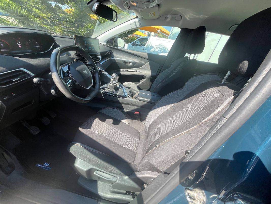 peugeot-3008-2022-diesel-1499cc