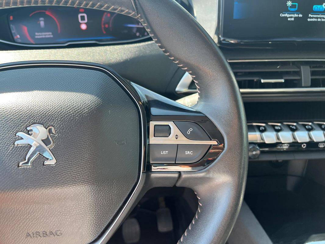 peugeot-3008-2022-diesel-1499cc