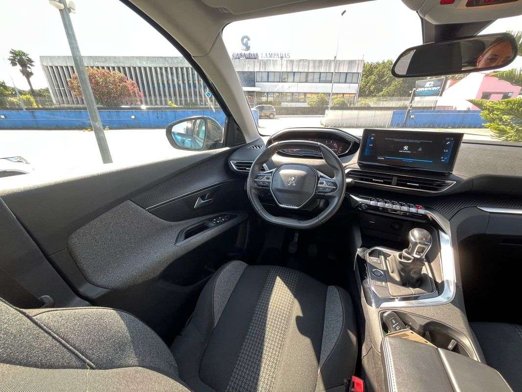 peugeot-3008-2022-diesel-1499cc
