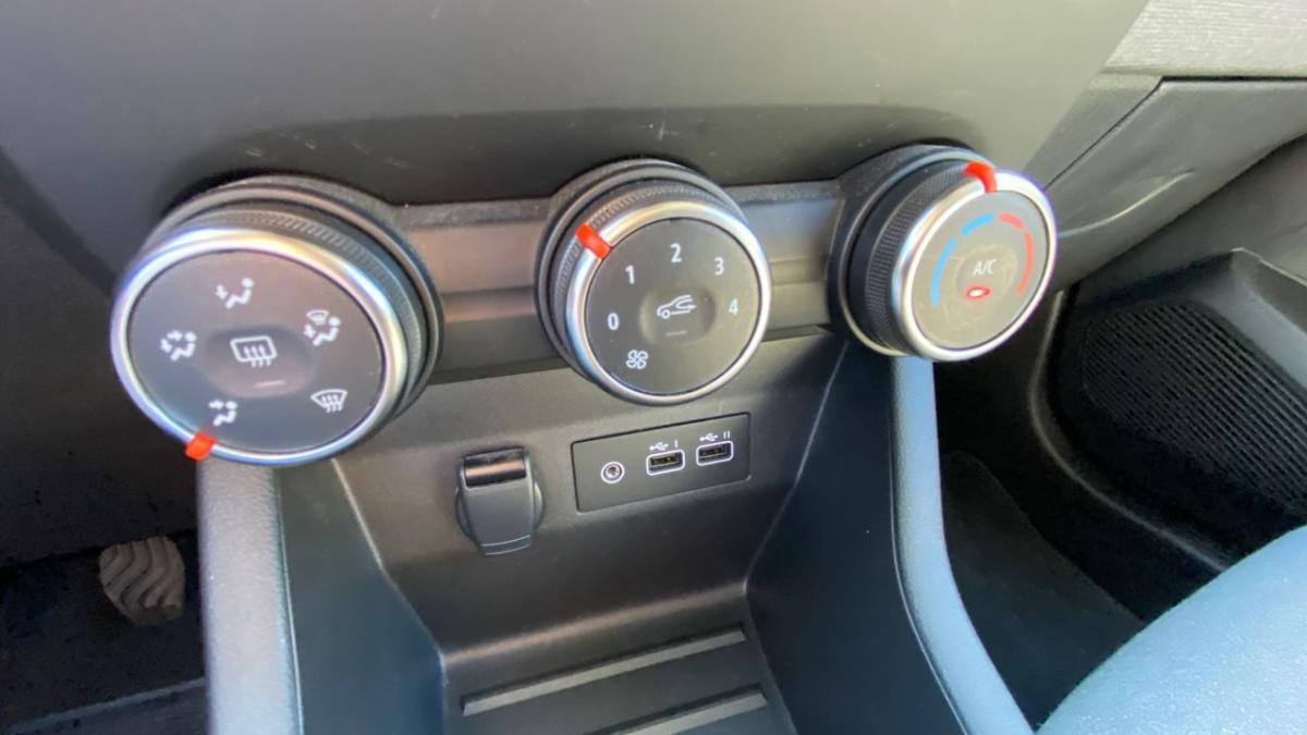 renault-clio-2024-gasolina-999cc