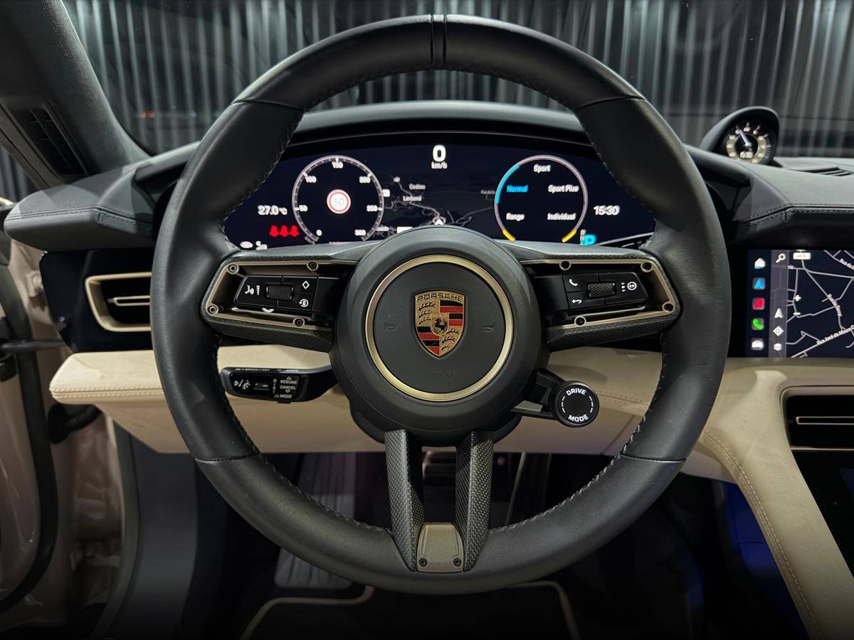 porsche-taycan-2023-eletrico-500cc
