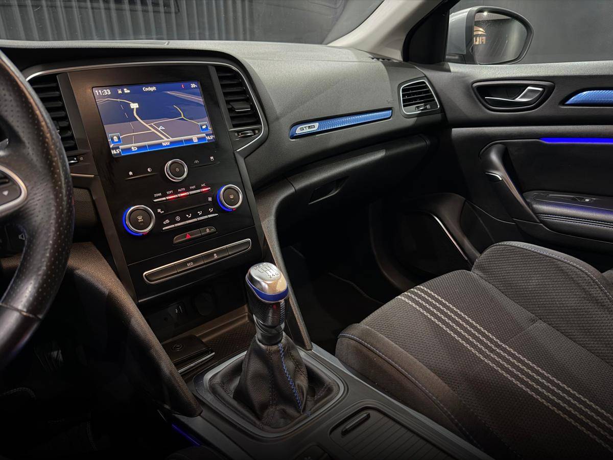 renault-megane-sport-tourer-2016-diesel-1461cc