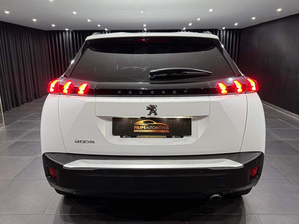 peugeot-2008-2022-diesel-1499cc