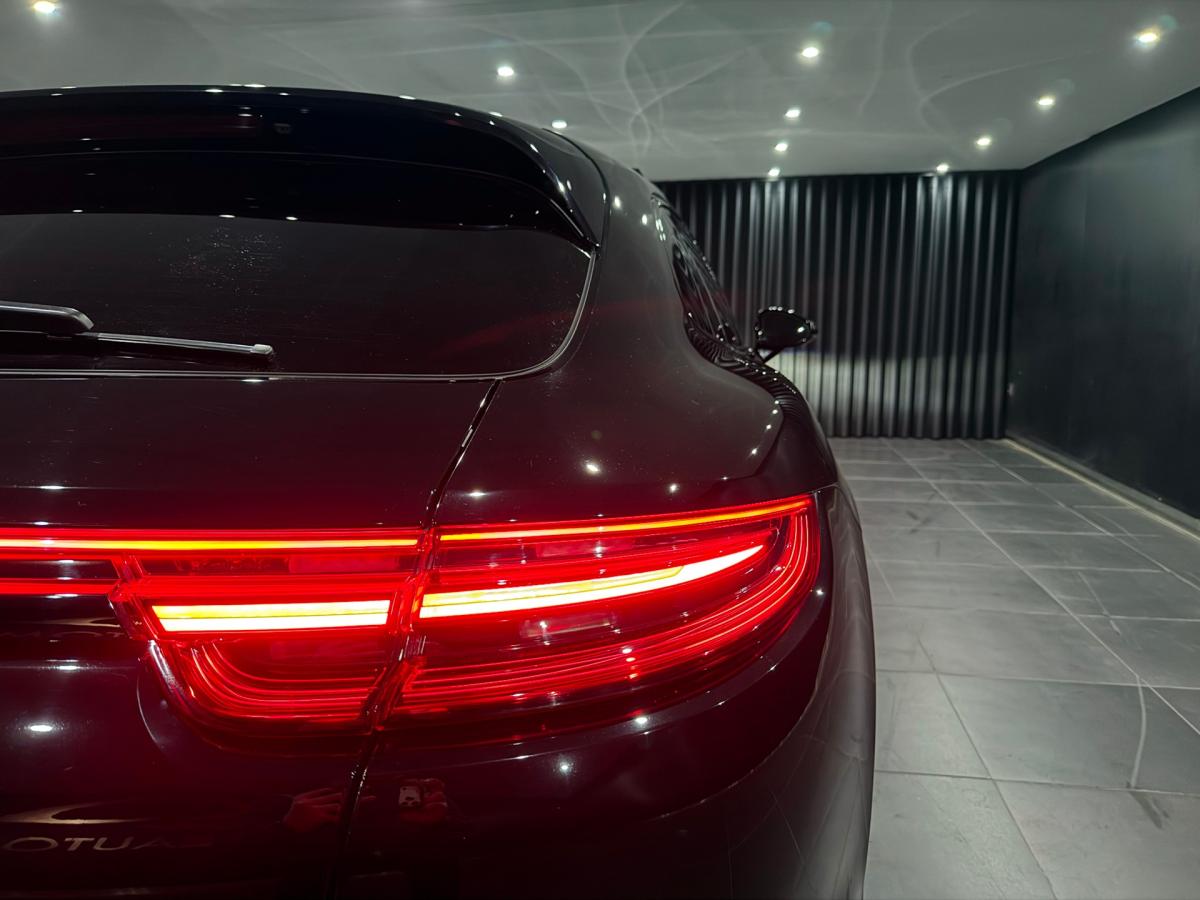 porsche-panamera-sport-turismo-2018-hibrido-a-gasolina-2894cc
