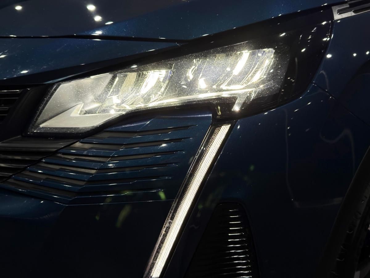 peugeot-3008-2022-diesel-1499cc