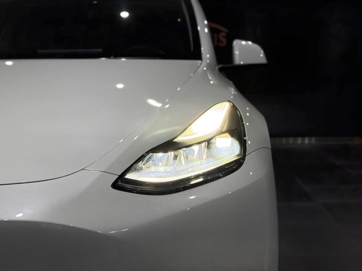 tesla-model-y-2023-eletrico-500cc