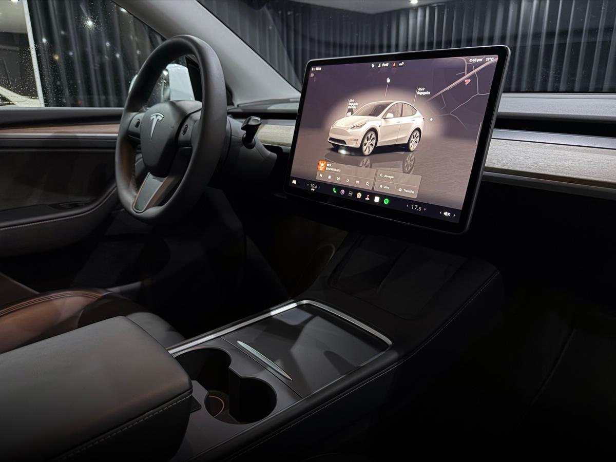 tesla-model-y-2023-eletrico-500cc