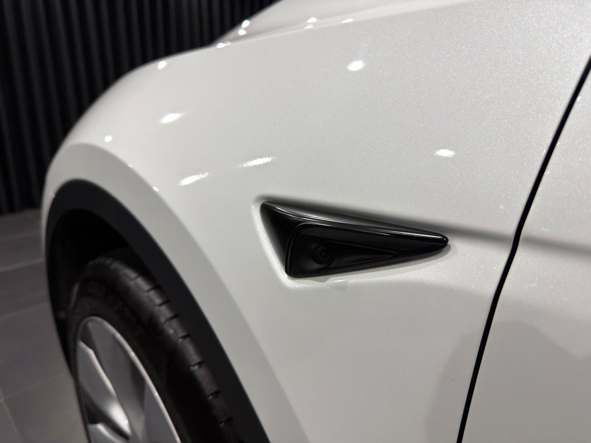 tesla-model-y-2023-eletrico-500cc