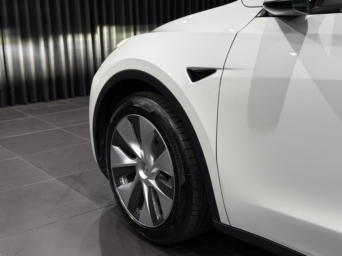 tesla-model-y-2023-eletrico-500cc
