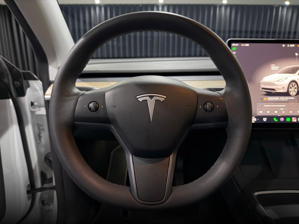tesla-model-y-2023-eletrico-500cc