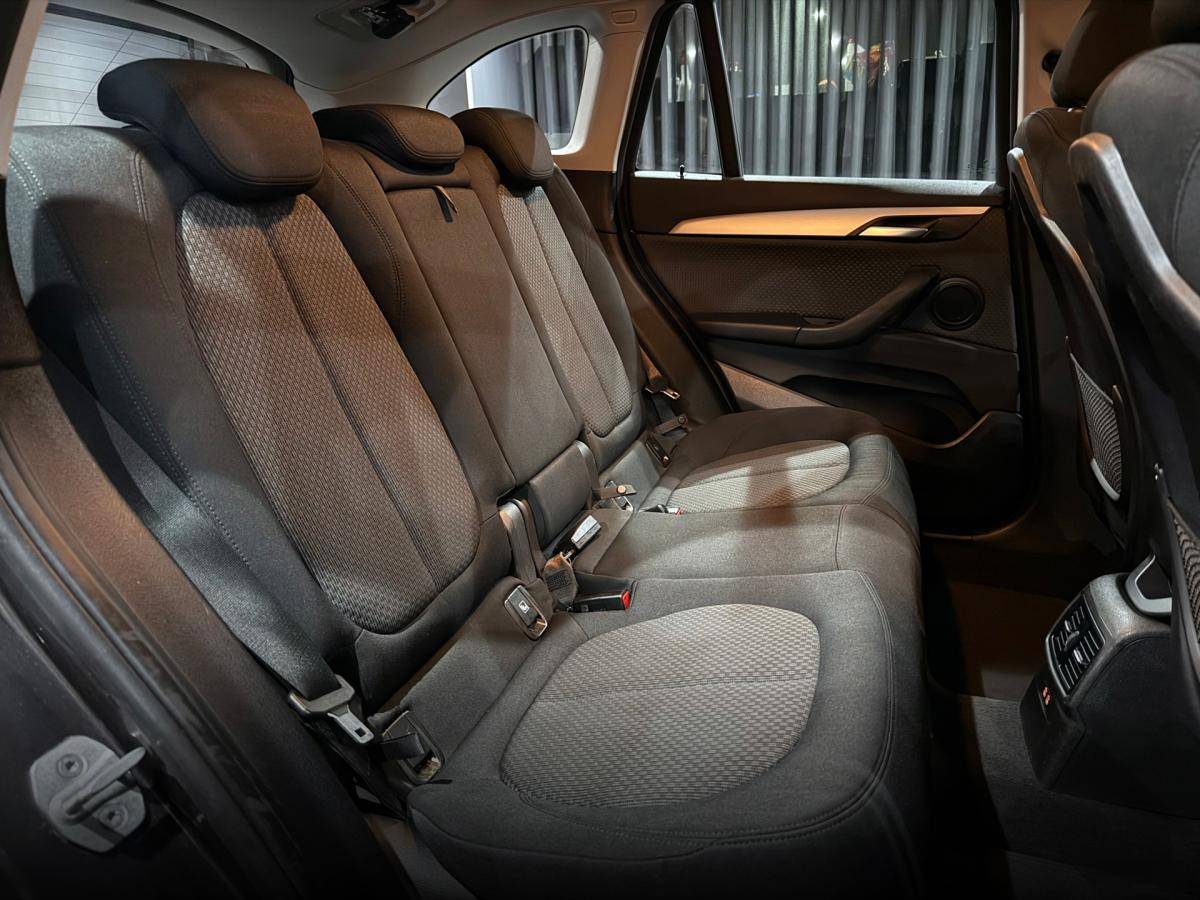 bmw-x1-2020-hibrido-a-gasolina-1499cc