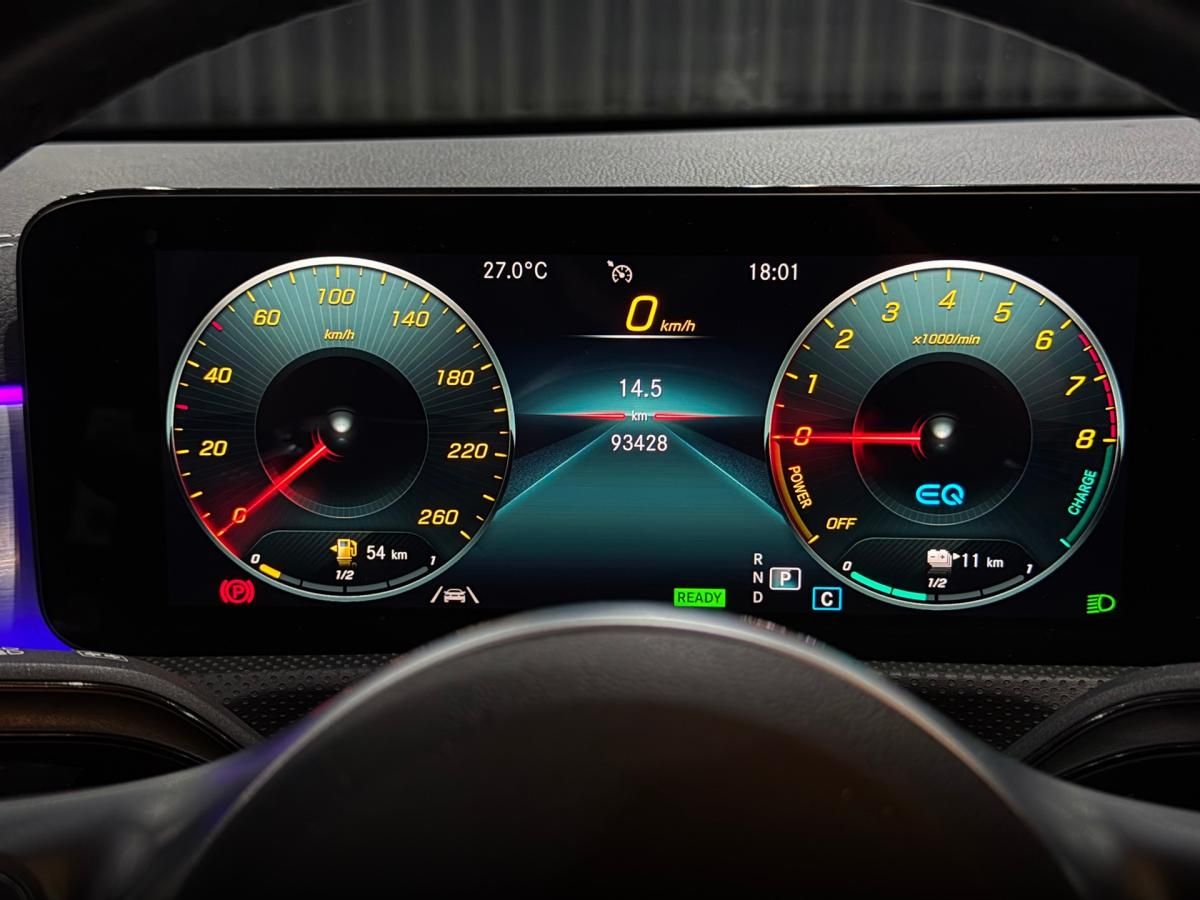 mercedes-benz-classe-a-2021-hibrido-a-gasolina-1332cc