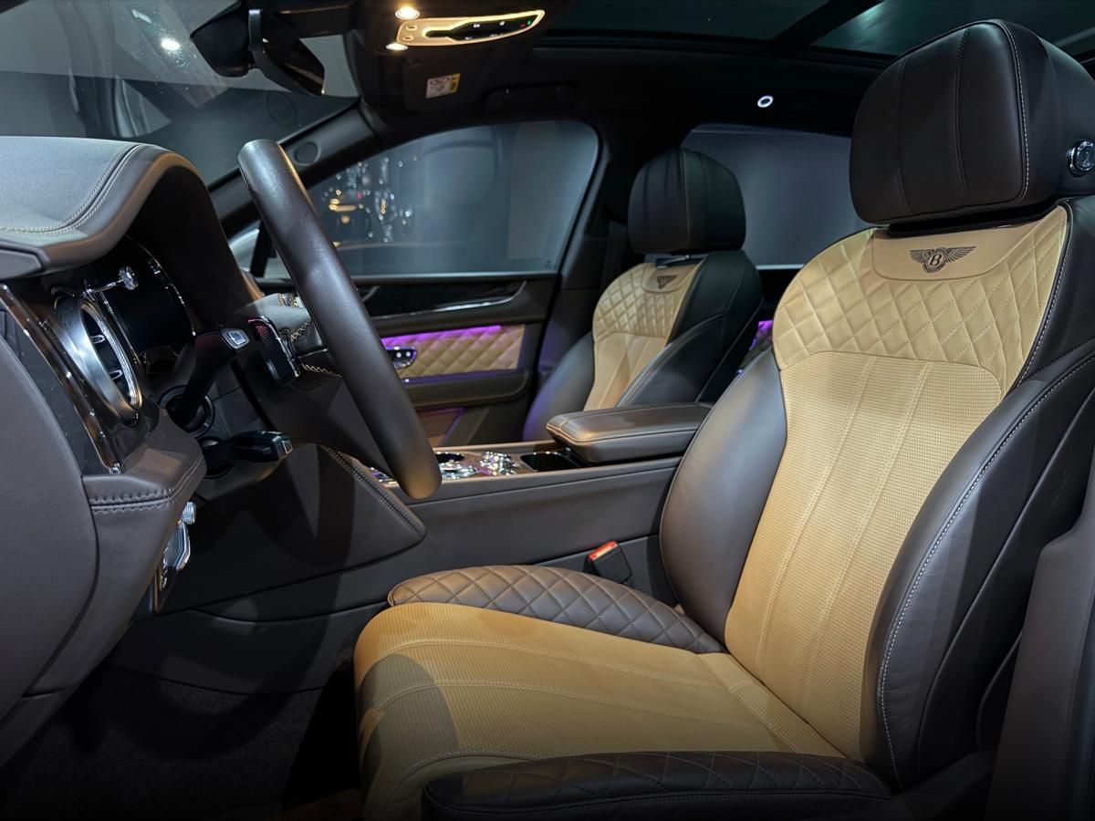 bentley-bentayga-2021-hibrido-a-gasolina-2995cc
