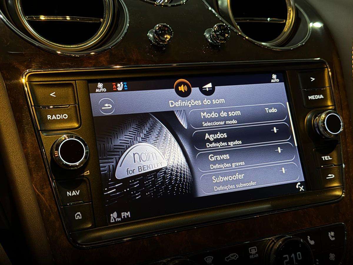 bentley-bentayga-2021-hibrido-a-gasolina-2995cc