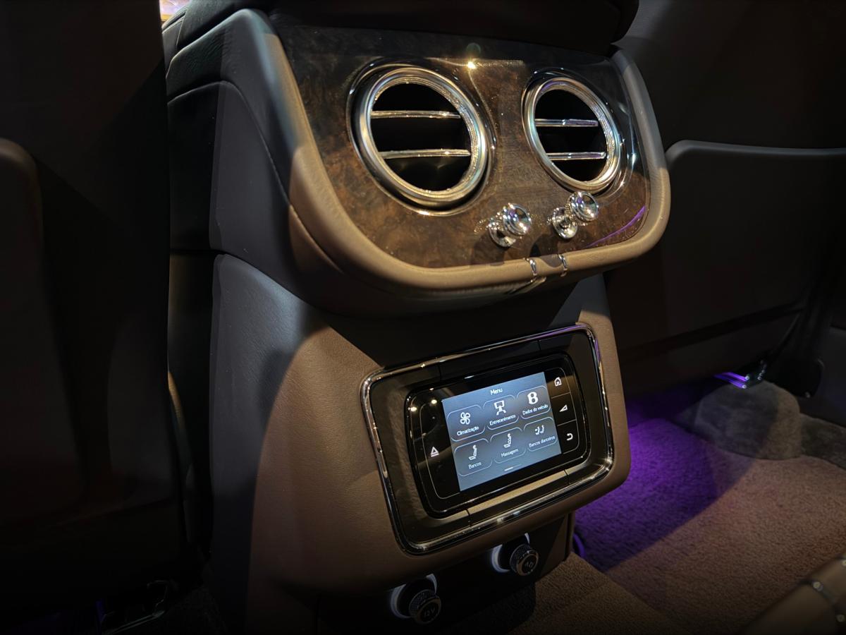 bentley-bentayga-2021-hibrido-a-gasolina-2995cc