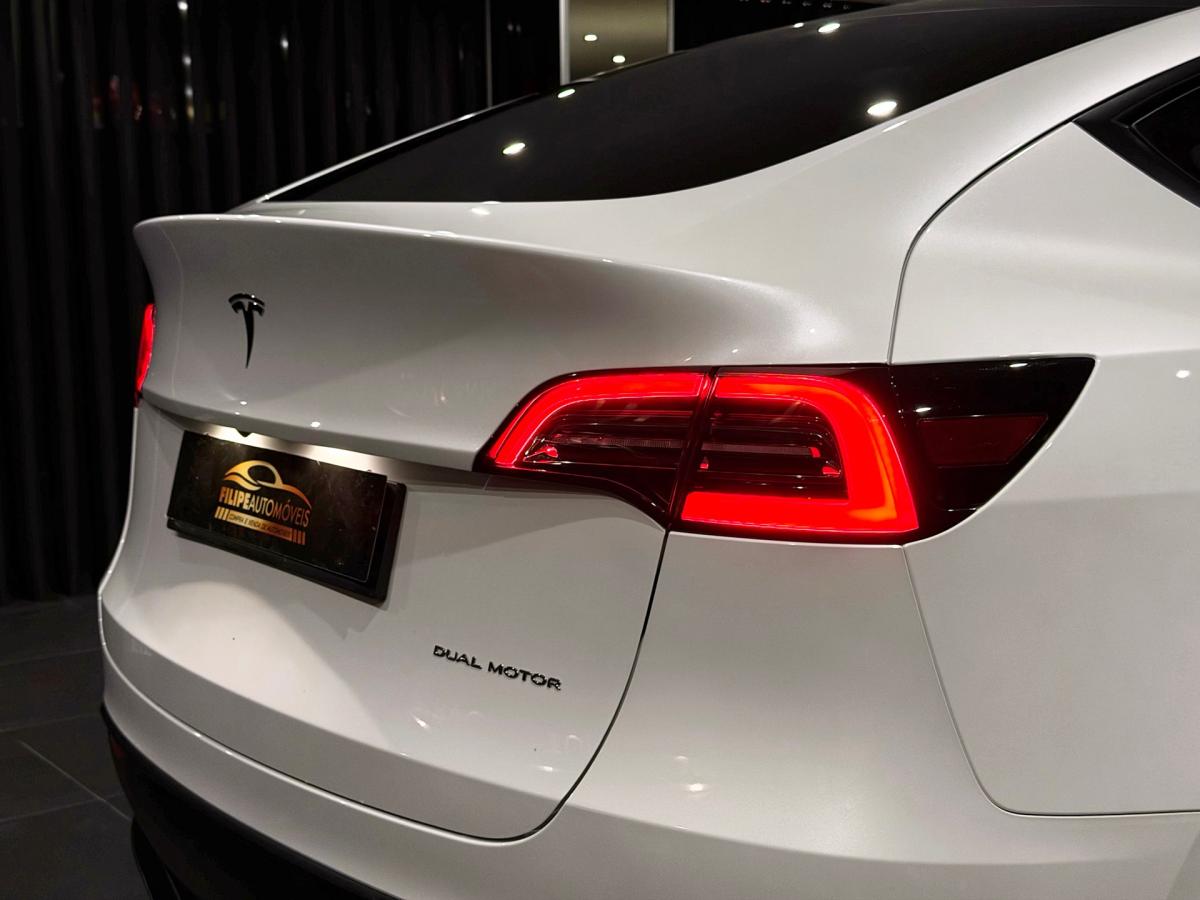 tesla-model-y-2023-eletrico-0cc