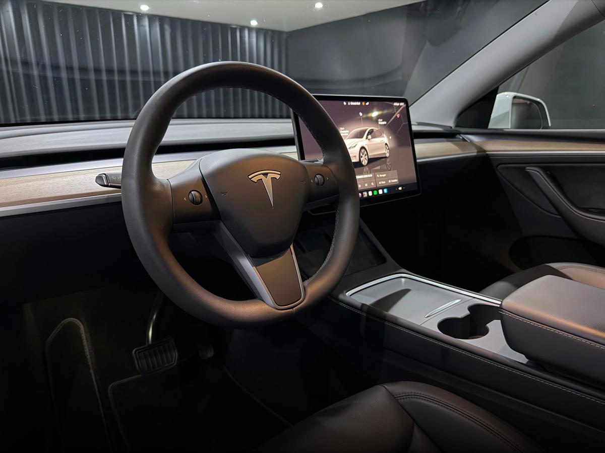 tesla-model-y-2023-eletrico-0cc
