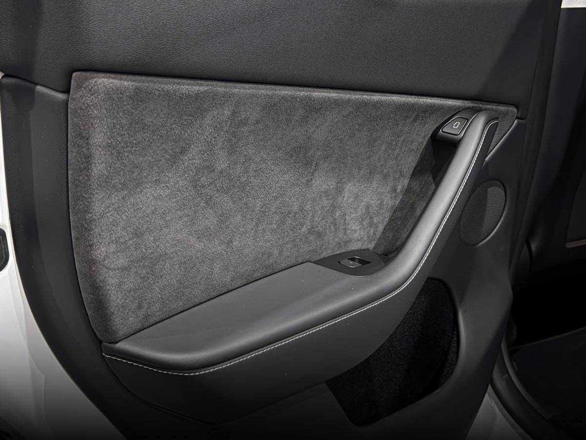 tesla-model-y-2023-eletrico-0cc