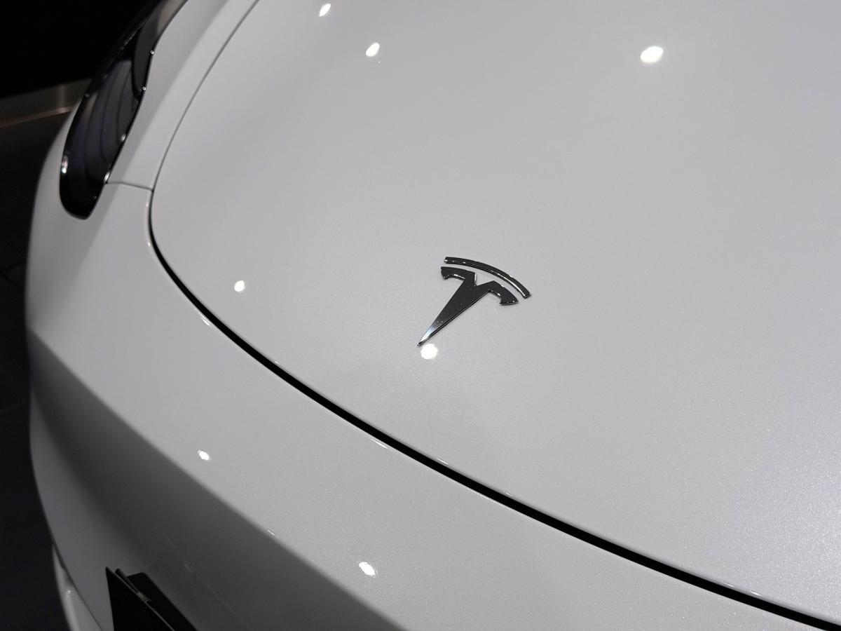tesla-model-y-2023-eletrico-0cc