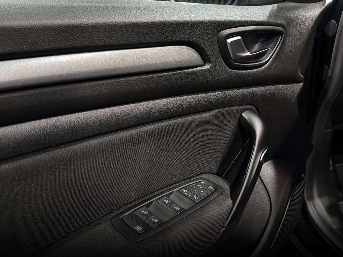 renault-megane-2023-diesel-1461cc
