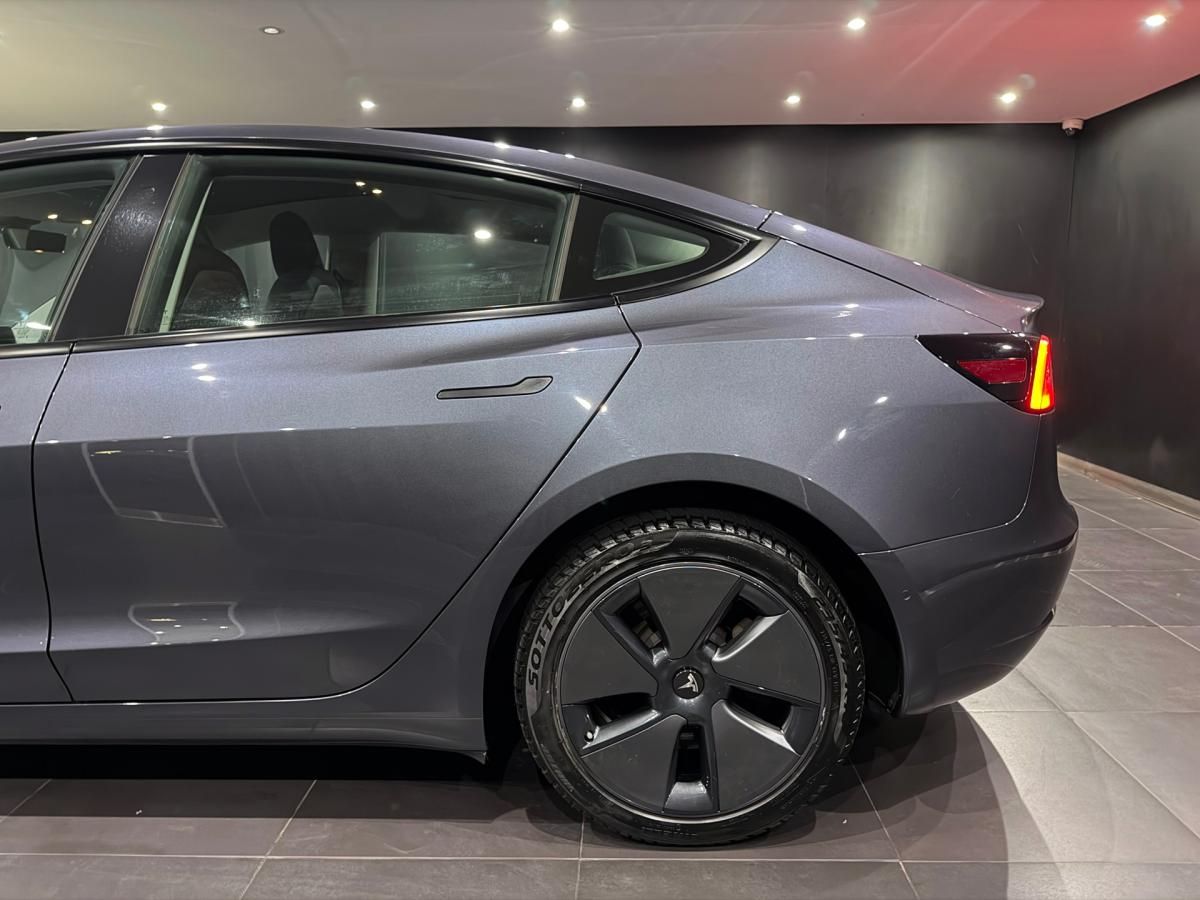 tesla-model-3-2022-eletrico-500cc