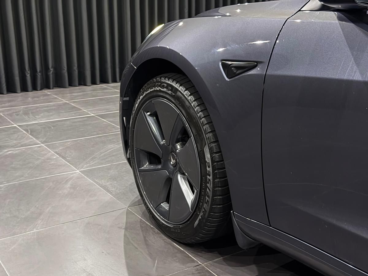 tesla-model-3-2022-eletrico-500cc