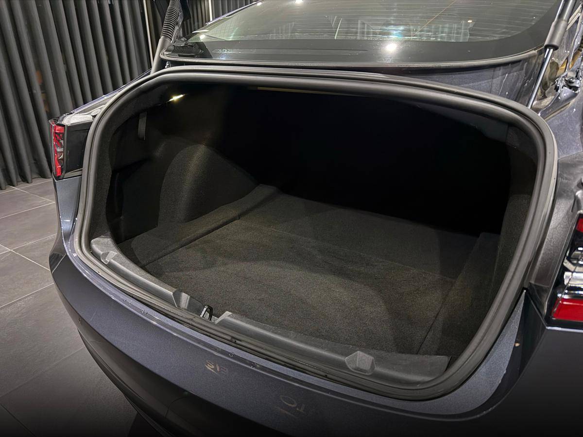 tesla-model-3-2022-eletrico-500cc