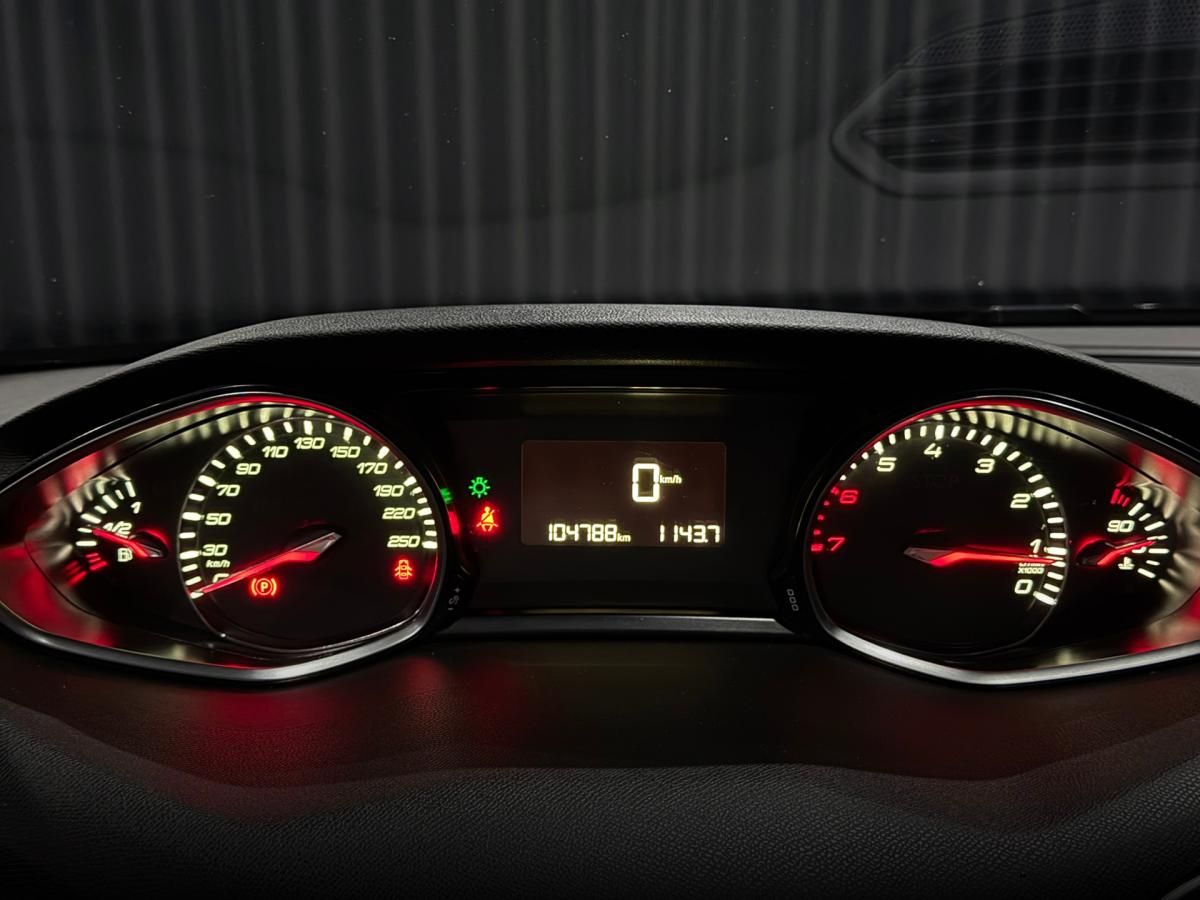 peugeot-308-sw-2018-gasolina-1199cc
