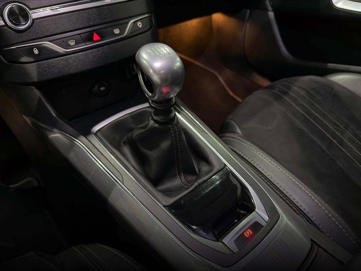 peugeot-308-sw-2018-gasolina-1199cc
